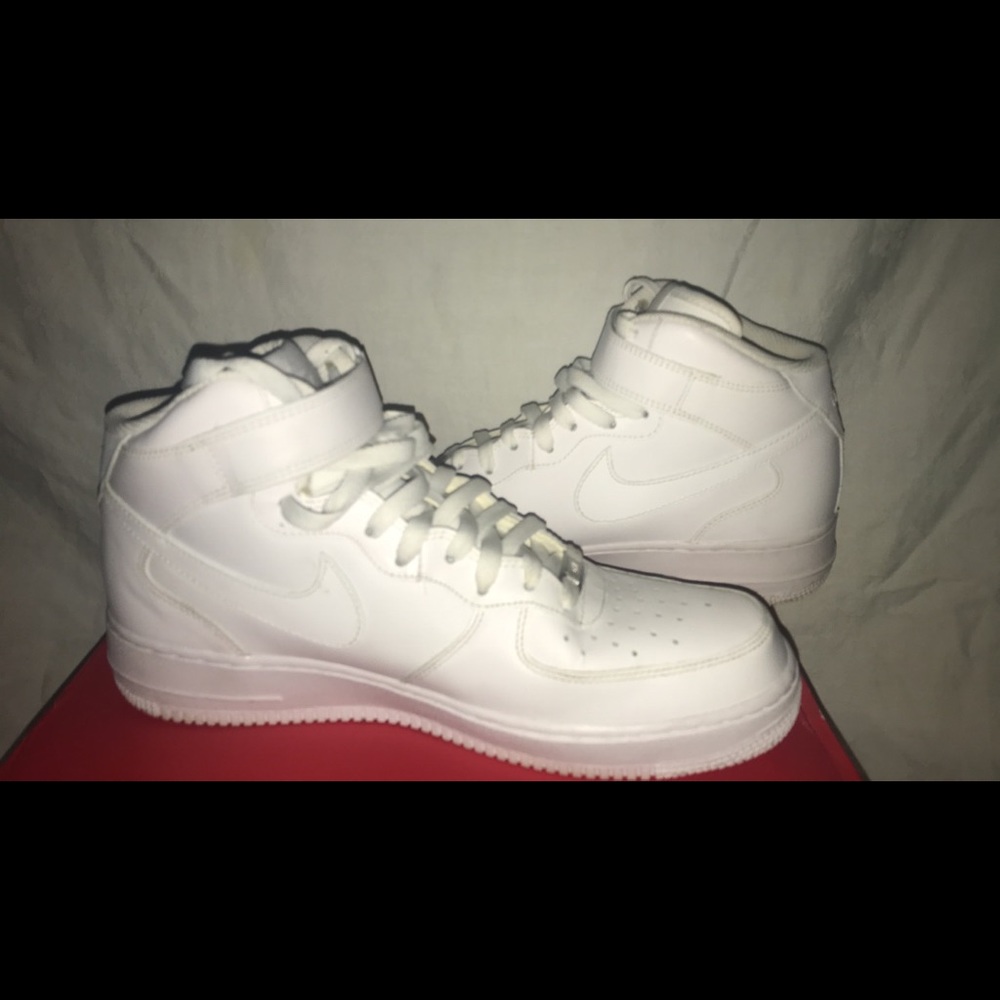 Men’s high top Nike Air Force 1